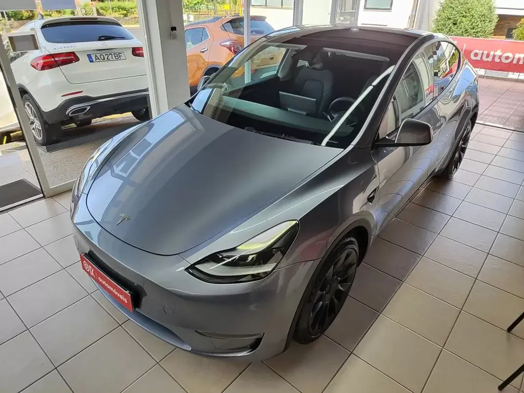 Tesla Model Y 2023 - 38900 EUR, 39000 km - AUTO.MOTO.pt - 39000km - foto 6 de 33