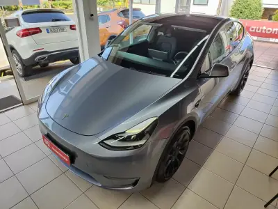 Tesla Model Y 2023 - 38900 EUR, 39000 km - AUTO.MOTO.pt - 39000km - foto 6 de 33