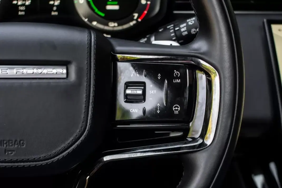 Land Rover Range Rover Sport 2023 - 83990 EUR, 131215 km - AUTO.MOTO.pt - 131215km - foto 15 de 46