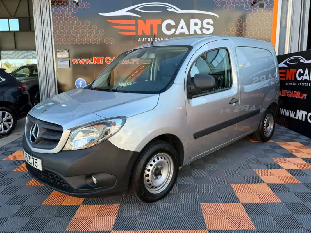 Mercedes-Benz Citan 109 cdi longa c/iva 2019 - 11900 EUR, 153847 km - AUTO.MOTO.pt - 153847km - foto 1 de 13
