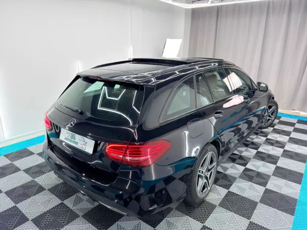 Mercedes-Benz C 300 2019 - 20999 EUR, 234000 km - AUTO.MOTO.pt - 234000km - foto 7 de 24