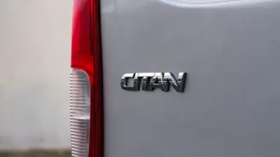 Mercedes-Benz Benz Citan Furgão 110 CDI/27 2019 - 16500 EUR, 160000 km - AUTO.MOTO.pt - 160000km - foto 24 de 28