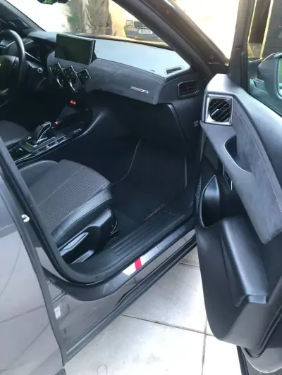 DS DS3 Crossback 2020 - 16900 EUR, 112000 km - AUTO.MOTO.pt - 112000km - foto 29 de 40