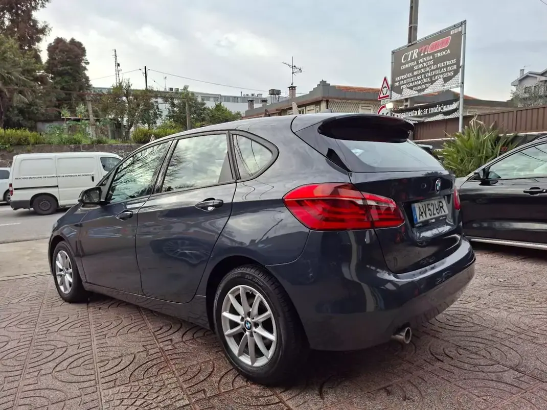 BMW 218 2014 - 8500 EUR, 490000 km - AUTO.MOTO.pt - 490000km - foto 10 de 33