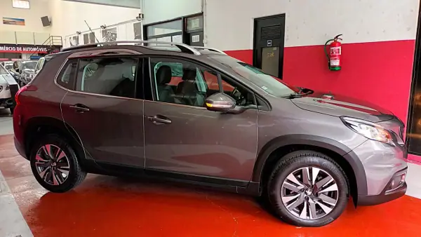 Peugeot 2008 2016 - 13750 EUR, 44423 km - AUTO.MOTO.pt - 44423km - foto 3 de 58