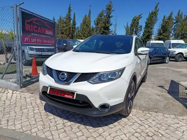 Nissan Qashqai 2017 - 12750 EUR, 153412 km - AUTO.MOTO.pt - 153412km - foto 3 de 30