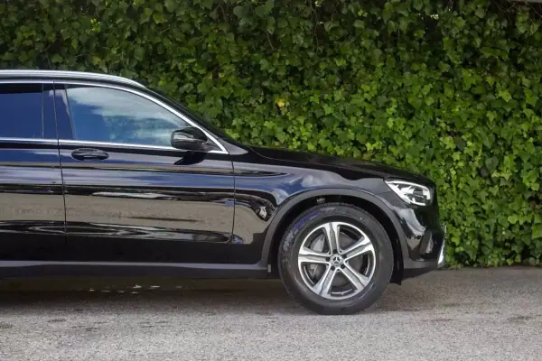 Mercedes-Benz GLC 220 2020 - 39900 EUR, 85000 km - AUTO.MOTO.pt - 85000km - foto 5 de 19