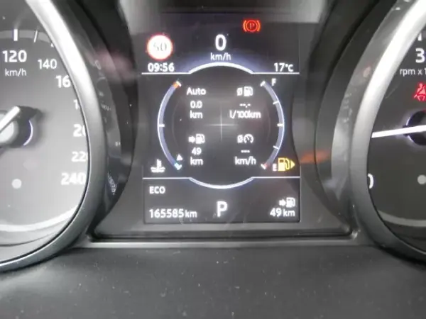 Land Rover Discovery Sport 2017 - 22500 EUR, 165585 km - AUTO.MOTO.pt - 165585km - foto 20 de 37