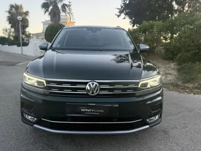 Volkswagen Tiguan 2017 - 22699 EUR, 120000 km - AUTO.MOTO.pt - 120000km - foto 9 de 26