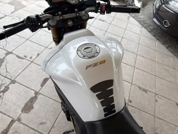 Yamaha FZ 07 2012 - 5450 EUR, 20852 km - AUTO.MOTO.pt - 20852km - foto 8 de 18