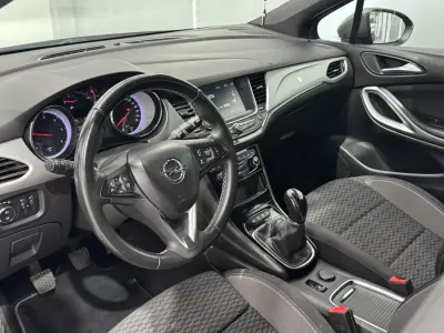 Opel Astra Sports Tourer 2019 - 11990 EUR, 117000 km - AUTO.MOTO.pt - 117000km - foto 20 de 24