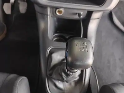 Citroën C3 2018 - 12750 EUR, 92000 km - AUTO.MOTO.pt - 92000km - foto 33 de 34