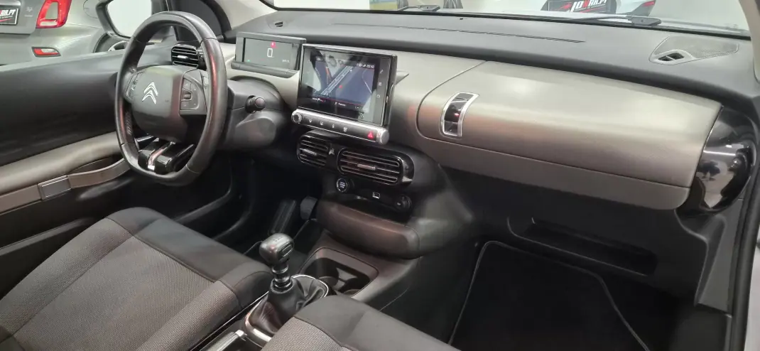Citroën C4 Cactus 2019 - 11990 EUR, 182018 km - 182018km - foto 37 de 38