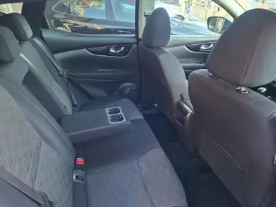 Nissan Qashqai 2015 - 12900 EUR, 138773 km - AUTO.MOTO.pt - 138773km - foto 30 de 39