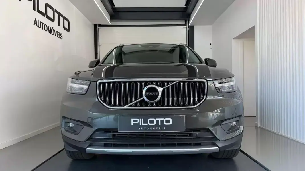 Volvo XC 40 2018 - 24990 EUR, 65080 km - 65080km - foto 5 de 30