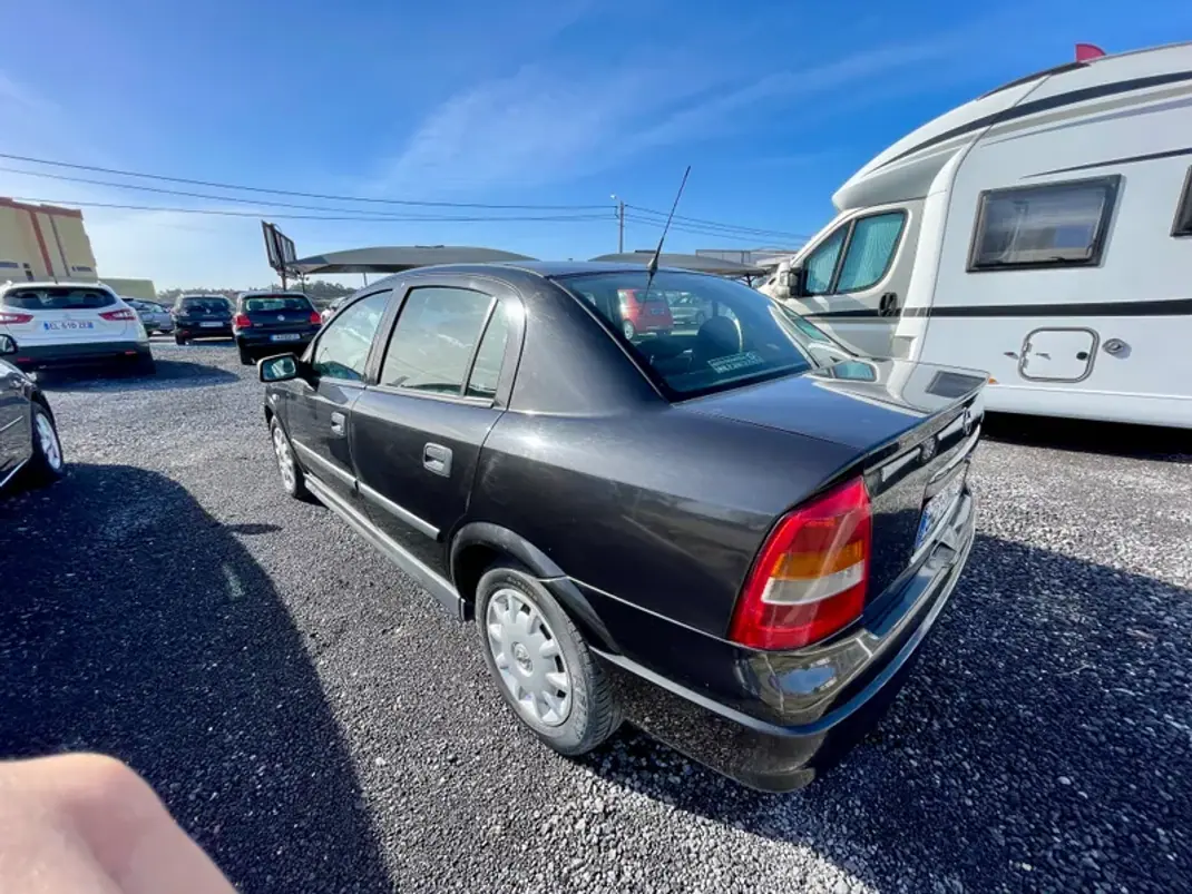 Opel Astra 1999 - 4750 EUR, 186347 km - AUTO.MOTO.pt - 186347km - foto 7 de 19