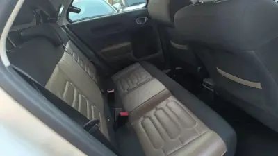 Citroën C4 Cactus 2014 - 11800 EUR, 141000 km - AUTO.MOTO.pt - 141000km - foto 13 de 18