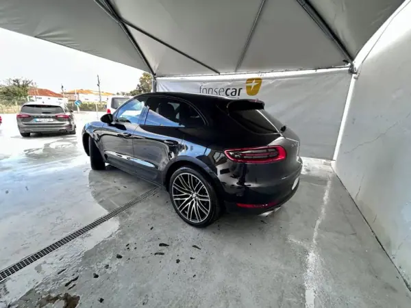 Porsche Macan 2015 - 43000 EUR, 175400 km - AUTO.MOTO.pt - 175400km - foto 9 de 19