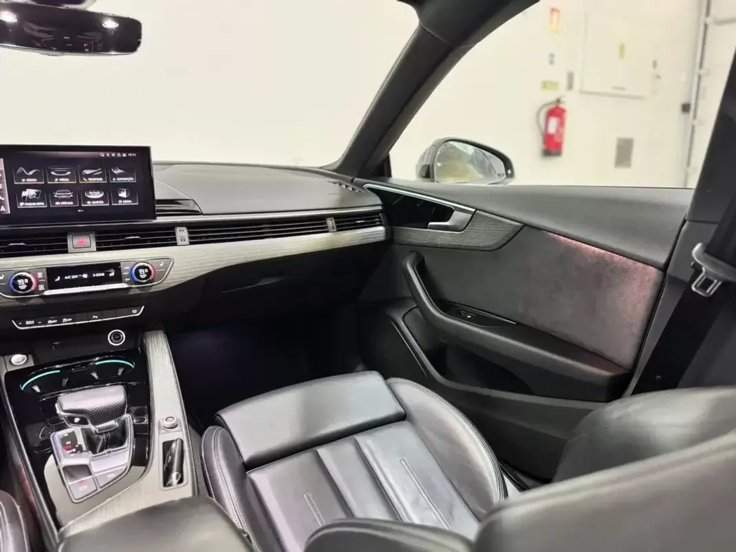 Audi A5 Sportback 2020 - 28500 EUR, 159000 km - 159000km - foto 27 de 60