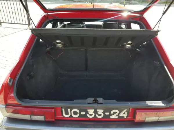 Alfa Romeo 33 1989 - 7500 EUR, 158776 km - AUTO.MOTO.pt - 158776km - foto 14 de 35