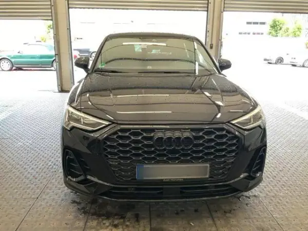 Audi Q3 Sportback 2022 - 33900 EUR, 80789 km - AUTO.MOTO.pt - 80789km - foto 7 de 7
