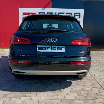 Audi Q5 2017 - 22500 EUR, 225324 km - AUTO.MOTO.pt - 225324km - foto 5 de 29