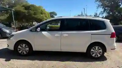 Volkswagen Sharan 2013 - 11800 EUR, 237000 km - foto 2 de 10