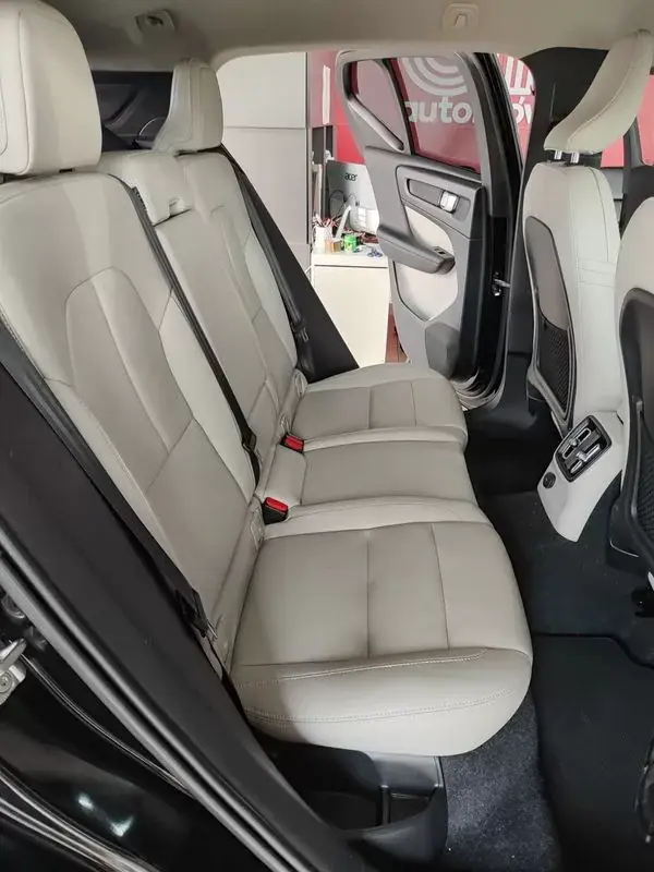 Volvo XC 40 2020 - 28250 EUR, 45500 km - AUTO.MOTO.pt - 45500km - foto 18 de 35