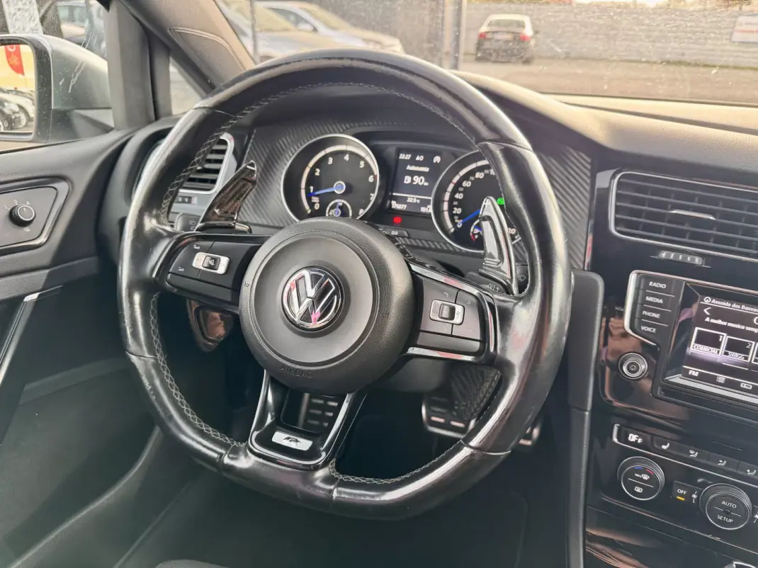 Volkswagen Golf 2014 - 23500 EUR, 175000 km - AUTO.MOTO.pt - 175000km - foto 20 de 27