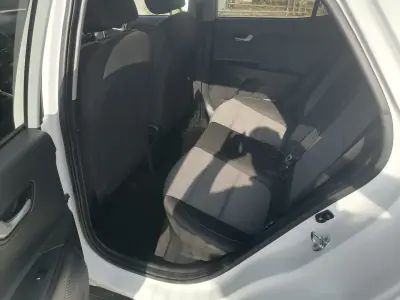 Kia Stonic 2022 - 14900 EUR, 71342 km - AUTO.MOTO.pt - 71342km - foto 19 de 20