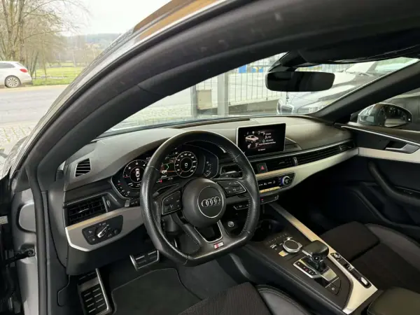 Audi A5 Sportback 2019 - 30750 EUR, 98486 km - AUTO.MOTO.pt - 98486km - foto 14 de 35