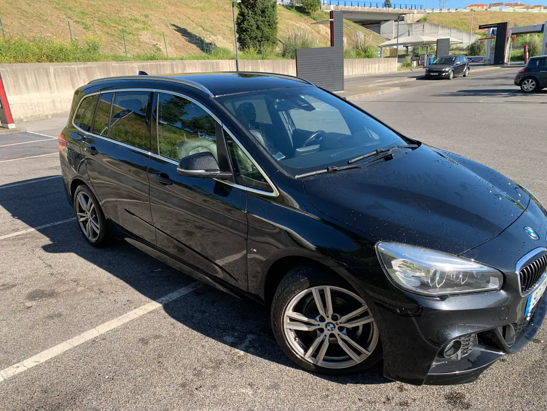 BMW 216 Gran Tourer 2015 - 12000 EUR, 185000 km - AUTO.MOTO.pt - 185000km - foto 2 de 20