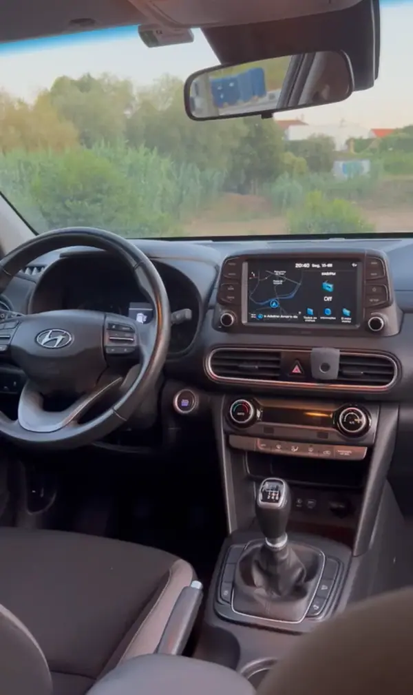 Hyundai Kauai 2019 - 14900 EUR, 148000 km - 148000km - foto 10 de 12