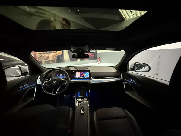 BMW iX2 2024 - 42900 EUR, 101000 km - AUTO.MOTO.pt - 101000km - foto 10 de 20