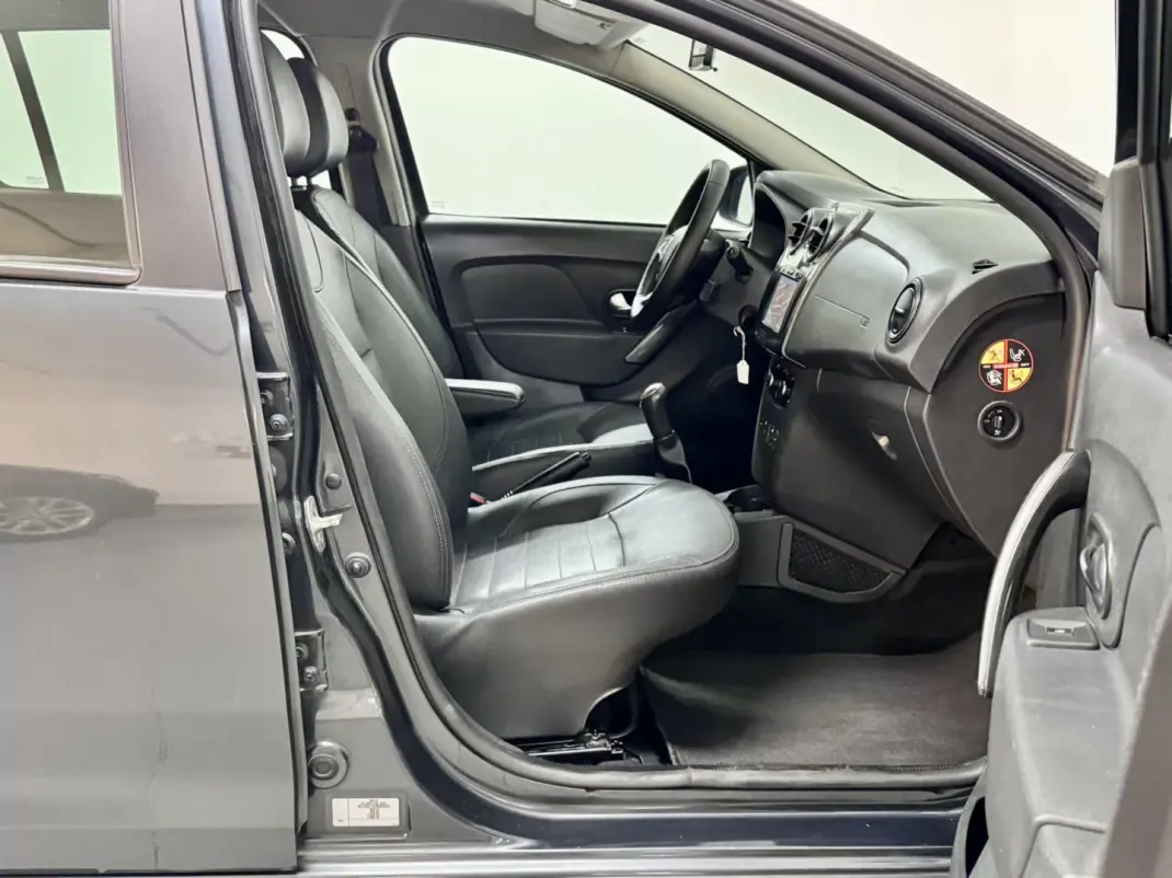 Dacia Logan MCV 2018 - 8750 EUR, 149000 km - AUTO.MOTO.pt - 149000km - foto 53 de 58