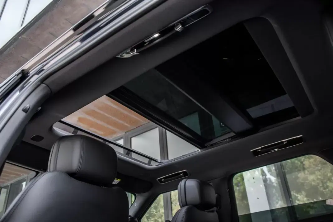 Land Rover Range Rover Sport 2023 - 83990 EUR, 131215 km - AUTO.MOTO.pt - 131215km - foto 32 de 46