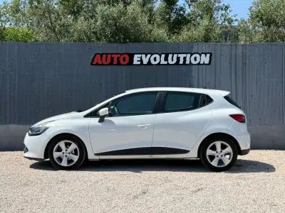 Renault Clio 2013 - 8450 EUR, 149900 km - AUTO.MOTO.pt - 149900km - foto 4 de 6