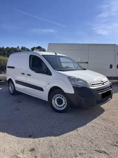 Citroën Berlingo 2016 - 7900 EUR, 235000 km - foto 1 de 9