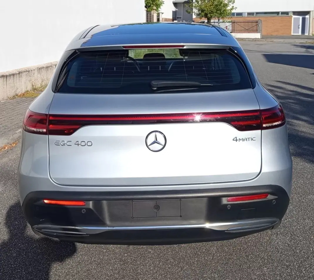 Mercedes-Benz EQC 2022 - 32990 EUR, 124900 km - 124900km - foto 8 de 27