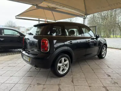 MINI Countryman 2011 - 9750 EUR, 208387 km - AUTO.MOTO.pt - 208387km - foto 10 de 30