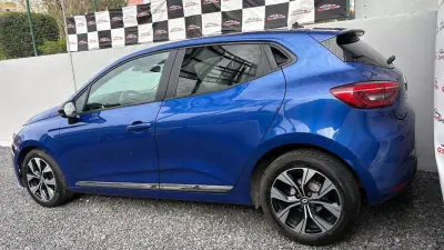 Renault Clio 2023 - 14400 EUR, 81441 km - AUTO.MOTO.pt - 81441km - foto 4 de 12