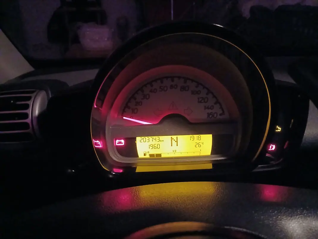Smart ForTwo Coupé 2010 - 4500 EUR, 200000 km - 200000km - foto 7 de 7