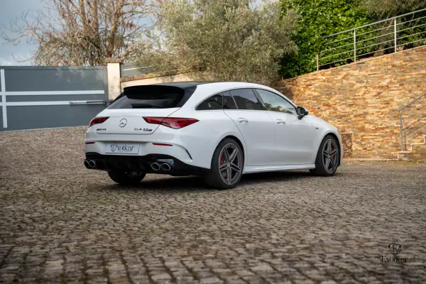 Mercedes-Benz CLA 45 AMG 2022 - 62000 EUR, 9000 km - AUTO.MOTO.pt - 9000km - foto 12 de 39