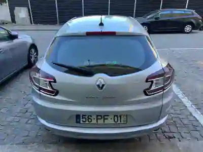 Renault Mégane Sport Tourer 2011 — foto 5 de 15