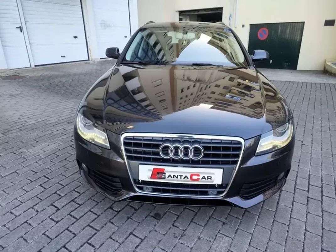 Audi A4 Avant 2010 - 10980 EUR, 243000 km - 243000km - foto 11 de 33