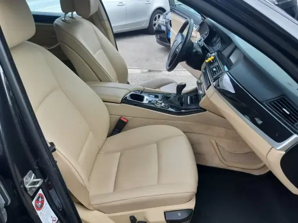 BMW 520 2012 - 13400 EUR, 206550 km - AUTO.MOTO.pt - 206550km - foto 23 de 28