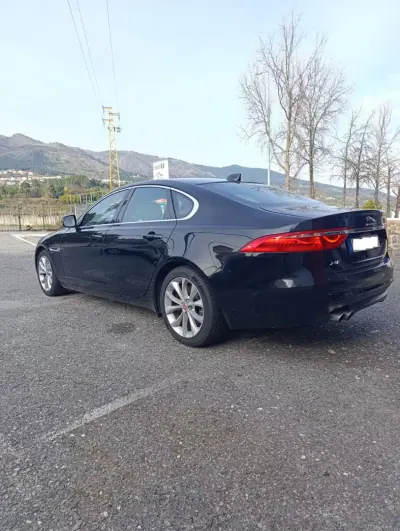 Jaguar XF 2017 - 19900 EUR, 173000 km - AUTO.MOTO.pt - 173000km - foto 7 de 19