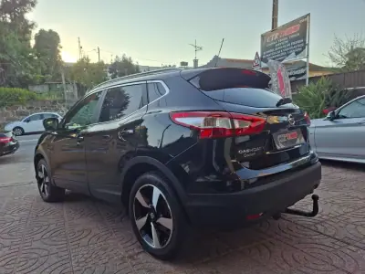 Nissan Qashqai 2015 - 12900 EUR, 138773 km - AUTO.MOTO.pt - 138773km - foto 14 de 39