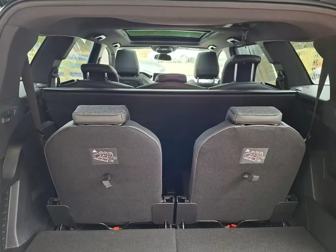 Peugeot 5008 2017 - 16500 EUR, 30000 km - AUTO.MOTO.pt - 30000km - foto 34 de 35