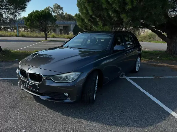 BMW 320 2012 - 13950 EUR, 274500 km - AUTO.MOTO.pt - 274500km - foto 3 de 10
